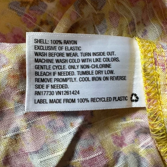 Art Class Floral Maxi Dress - Picture 4 of 4